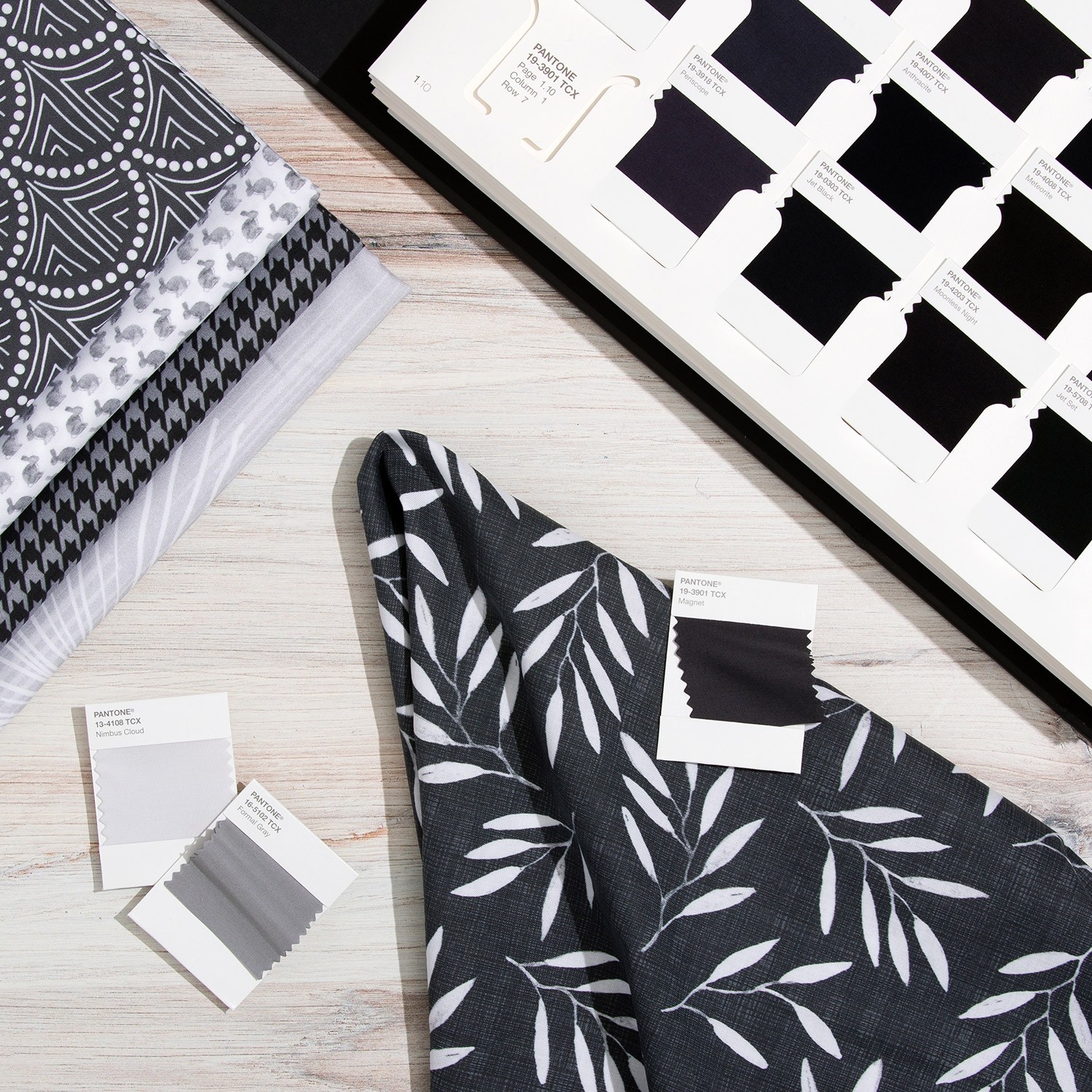 TCX棉布版色库(5×5cm) 